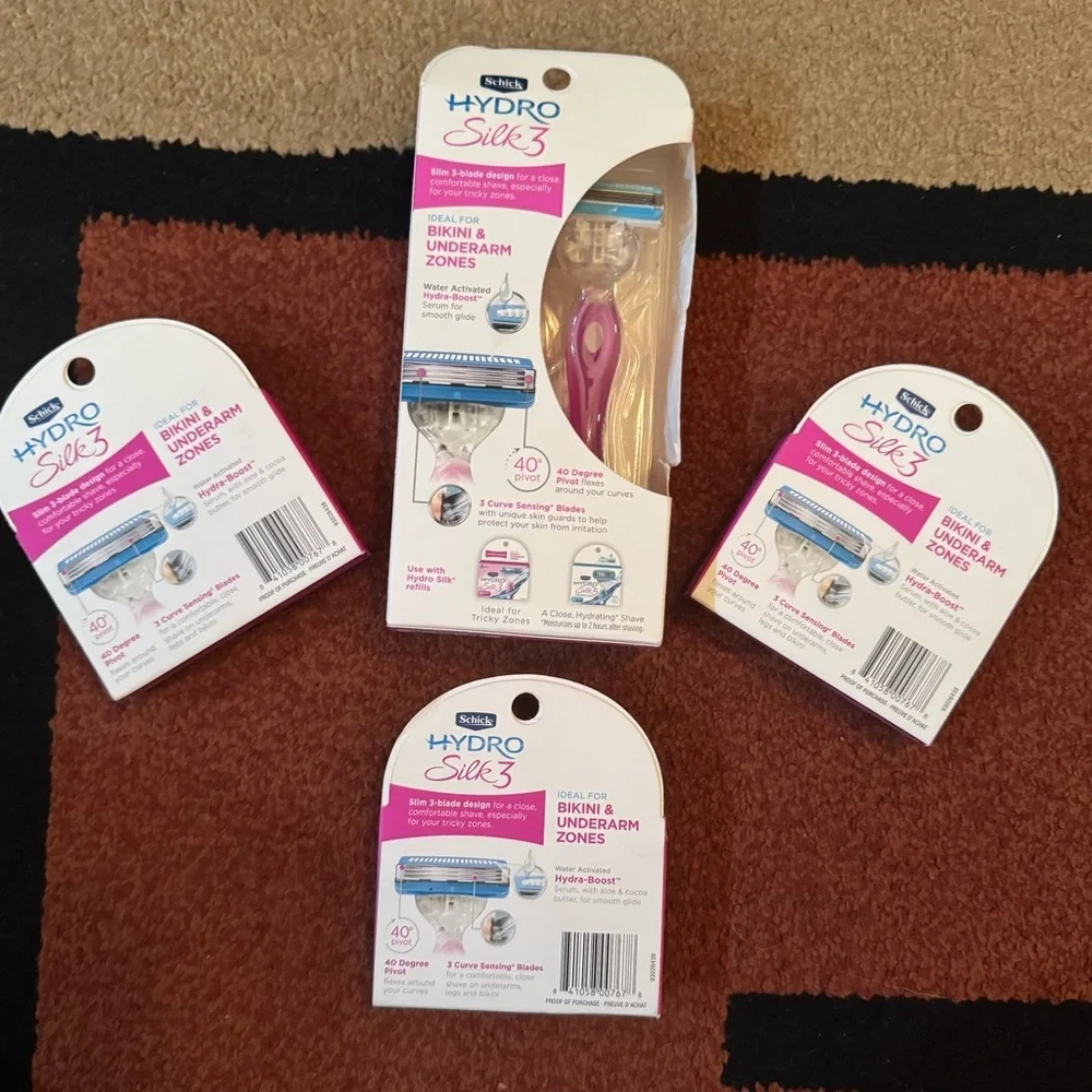 Schick Hydro Silk 3 Razor  & 3 Schick Hydro Silk 3 Razor Blade Refills